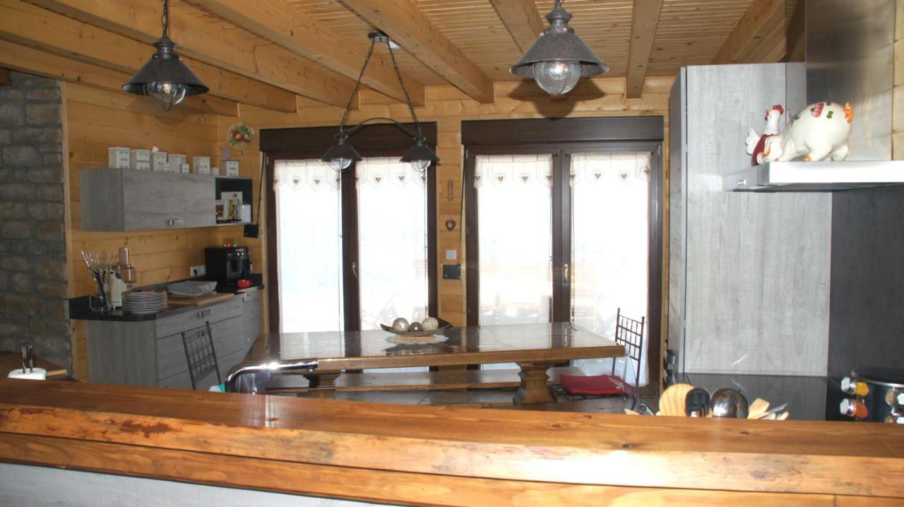 Chalet Du Champs Des Semeaux Wisches Exterior photo
